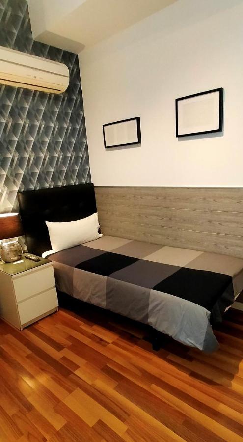 Single Rooms Madrid Buitenkant foto
