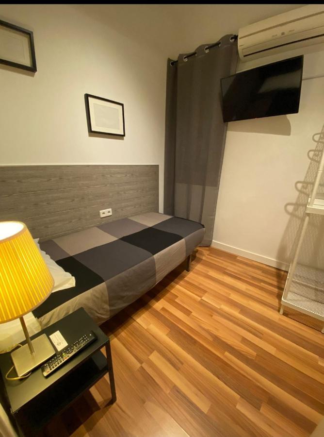 Single Rooms Madrid Buitenkant foto