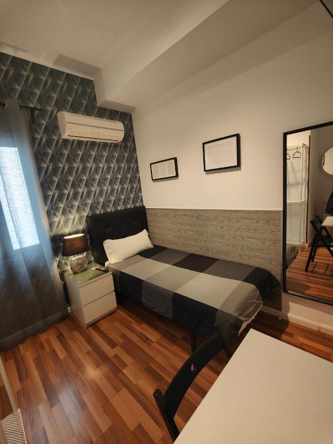 Single Rooms Madrid Buitenkant foto